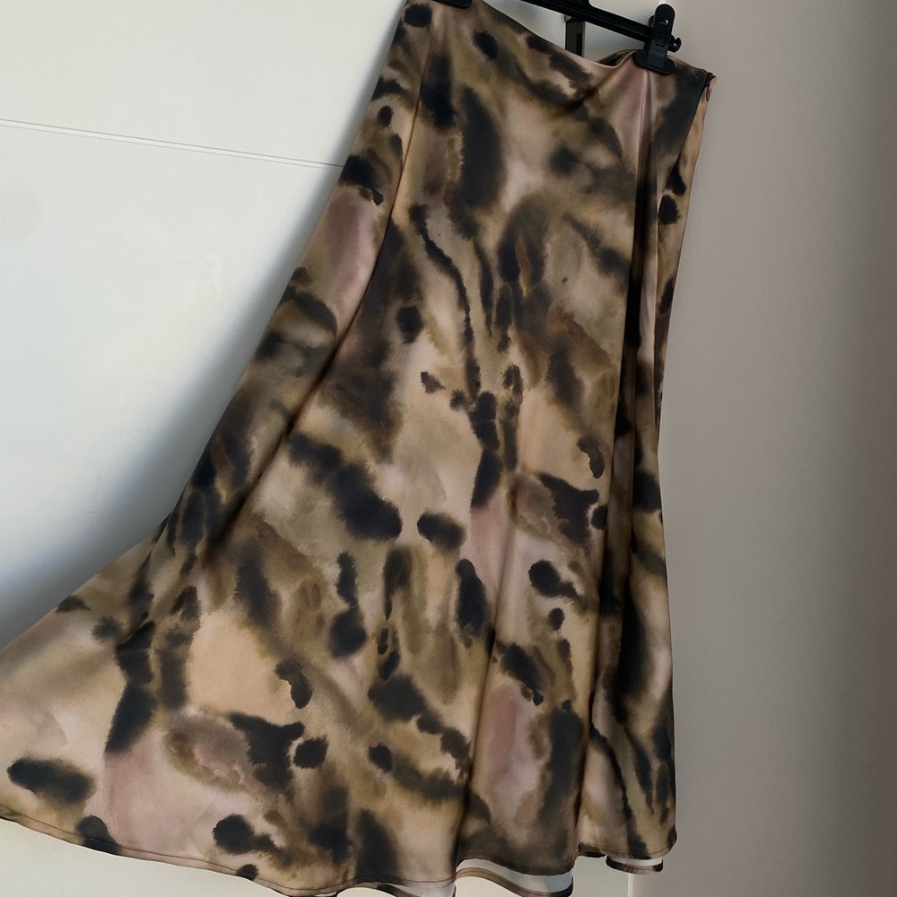 Flowy satin affect midi skirt